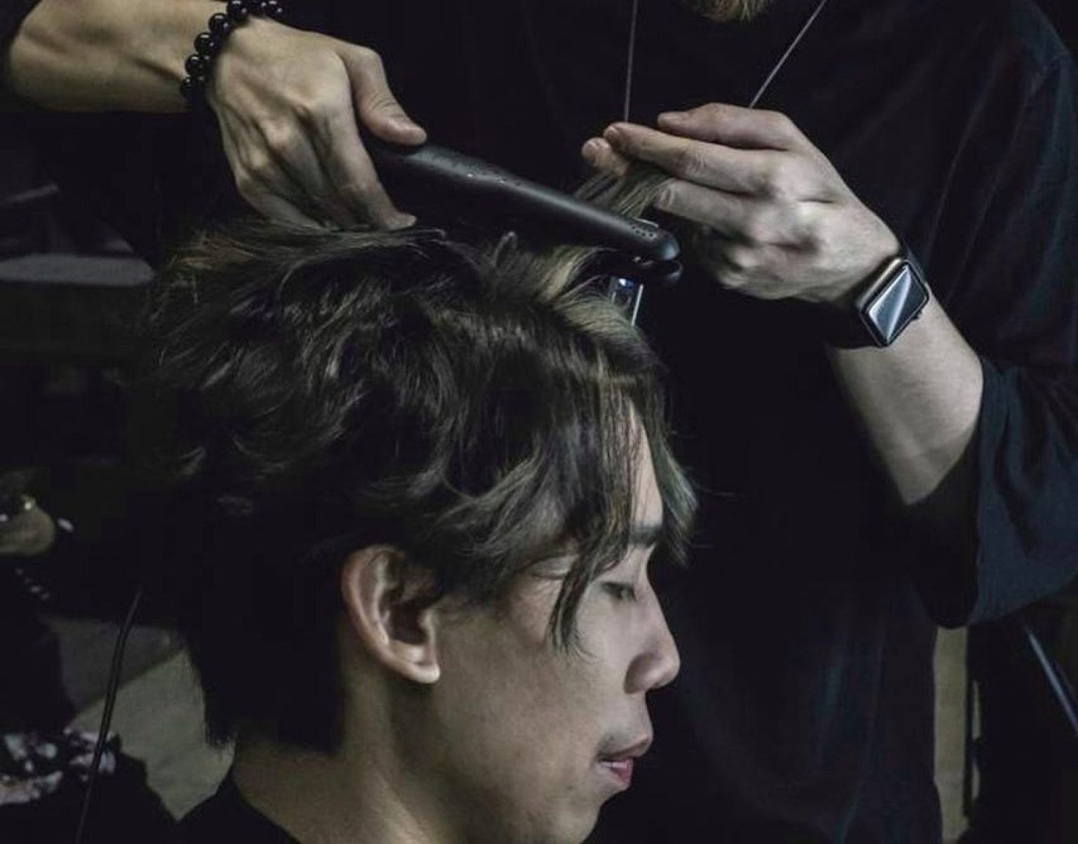 7 Best Mini Straighteners For Short Hair In 2024