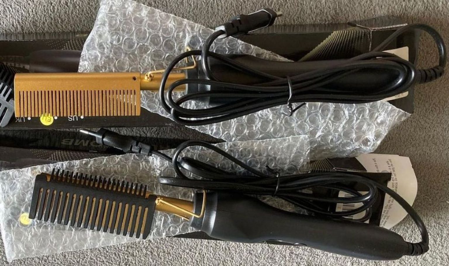 Hot Comb vs Flat Iron Which One to Use in 2023?