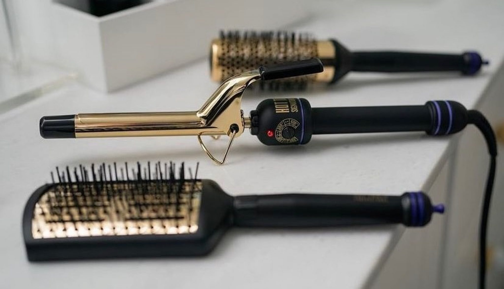 Curling Iron Vs Flat Iron Pros/Cons, Curling Results Compared
