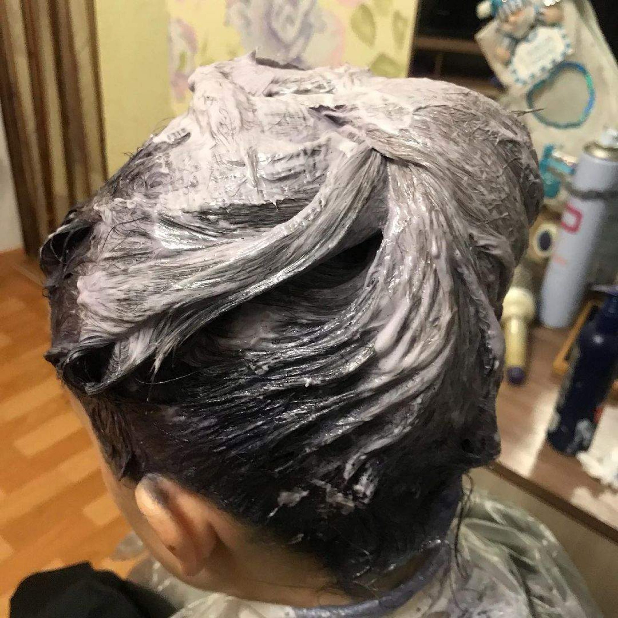 What Happens if You Leave Hair Dye in Too Long? (DON'T DO IT)