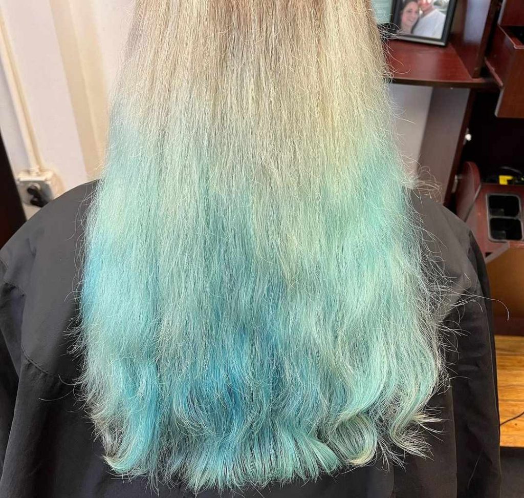 How to Remove Blue Hair Dye 11 Methods That Work