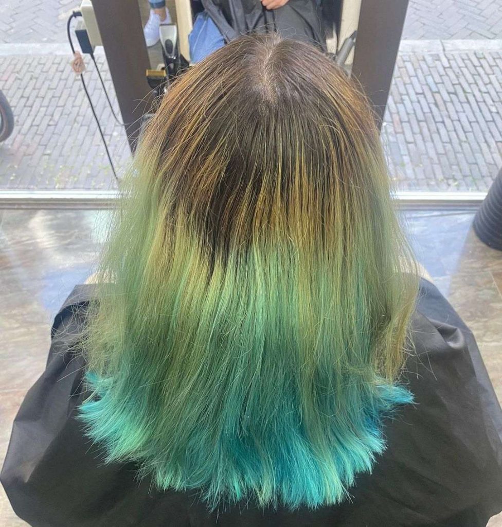 How to Get Rid of Blue Tint in Hair 9 Methods That Work