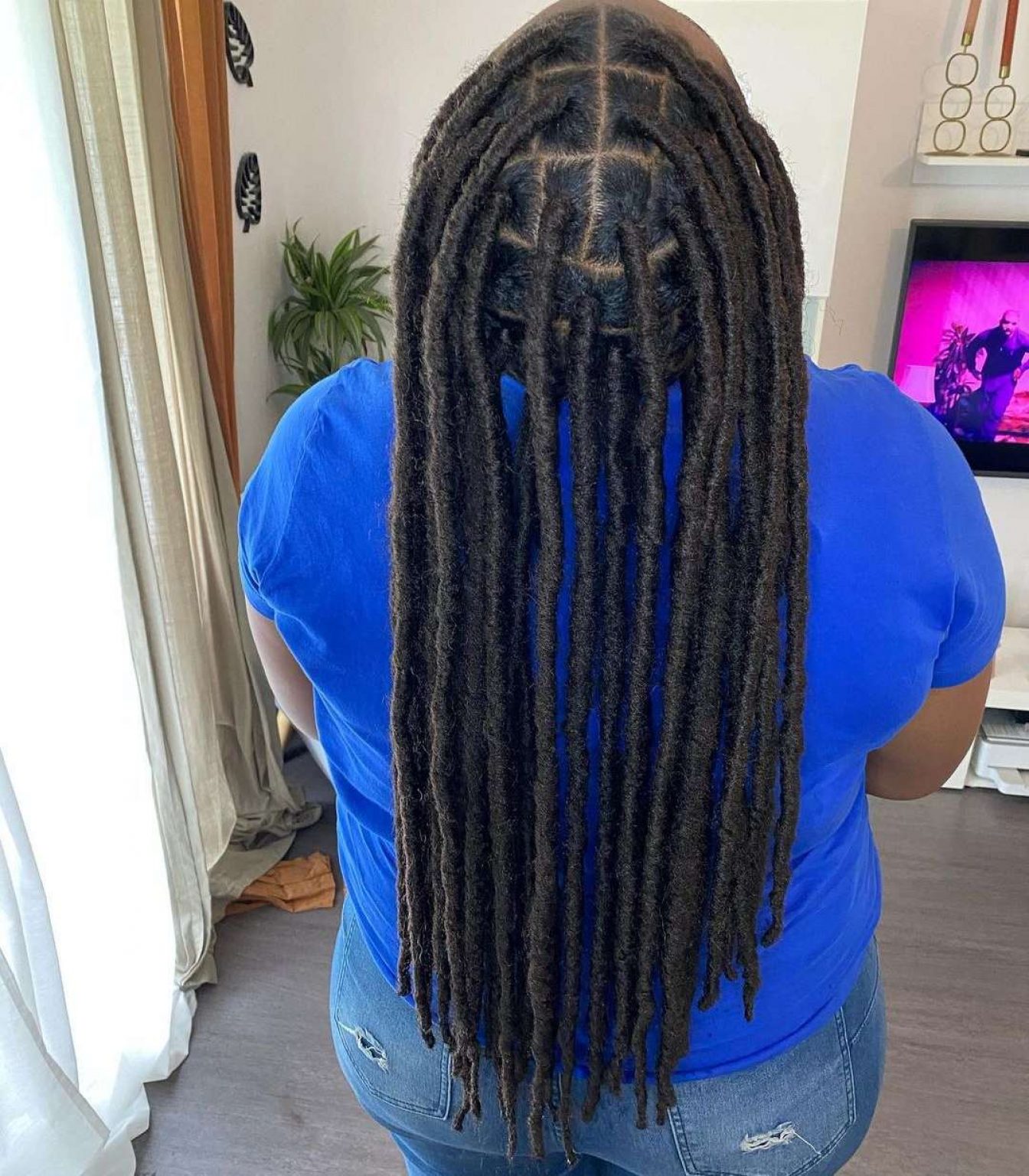 How Long Do Faux Locs Last? (goddess Locs Care Tips)