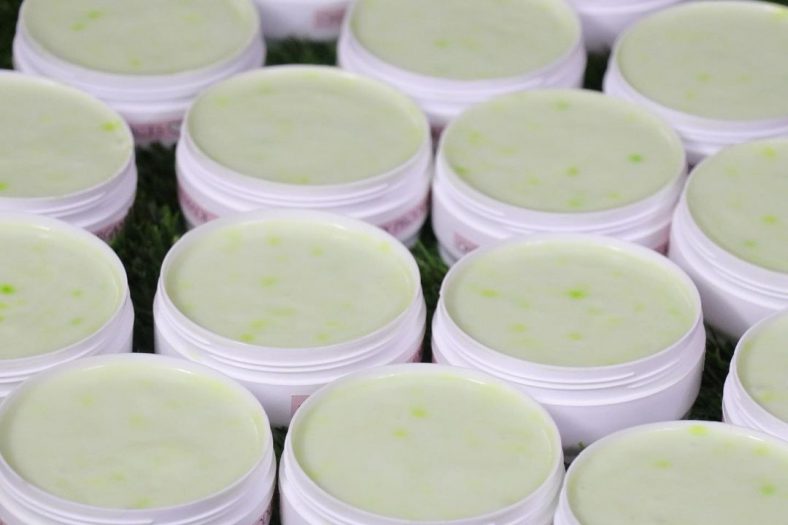 Сan You Mix Hair Dye With Conditioner? How to Do It Correctly