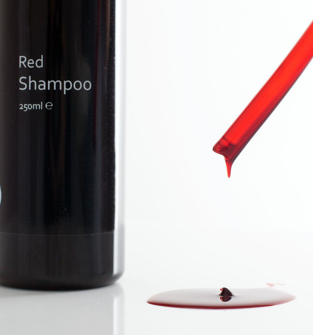 red shampoo to remove green from hair