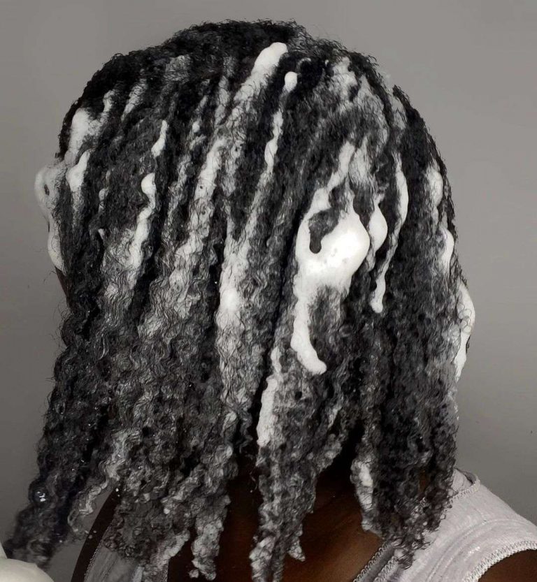 7 Best Detanglers for Natural Hair in 2023