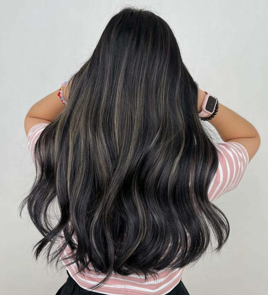 How Long Does Permanent Hair Dye Last? (Does It Fade?)