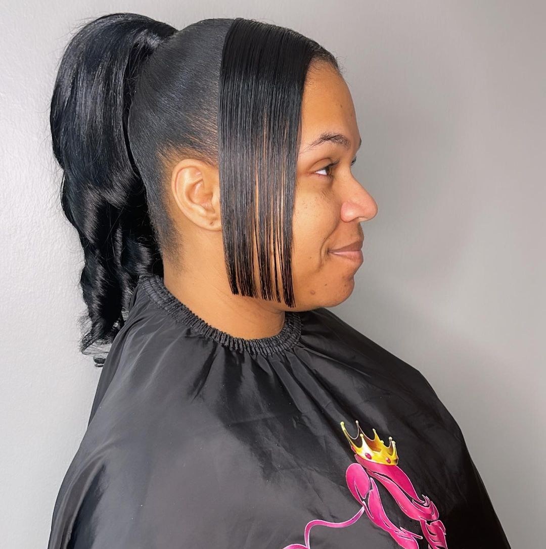 Sleek pony with two bangs