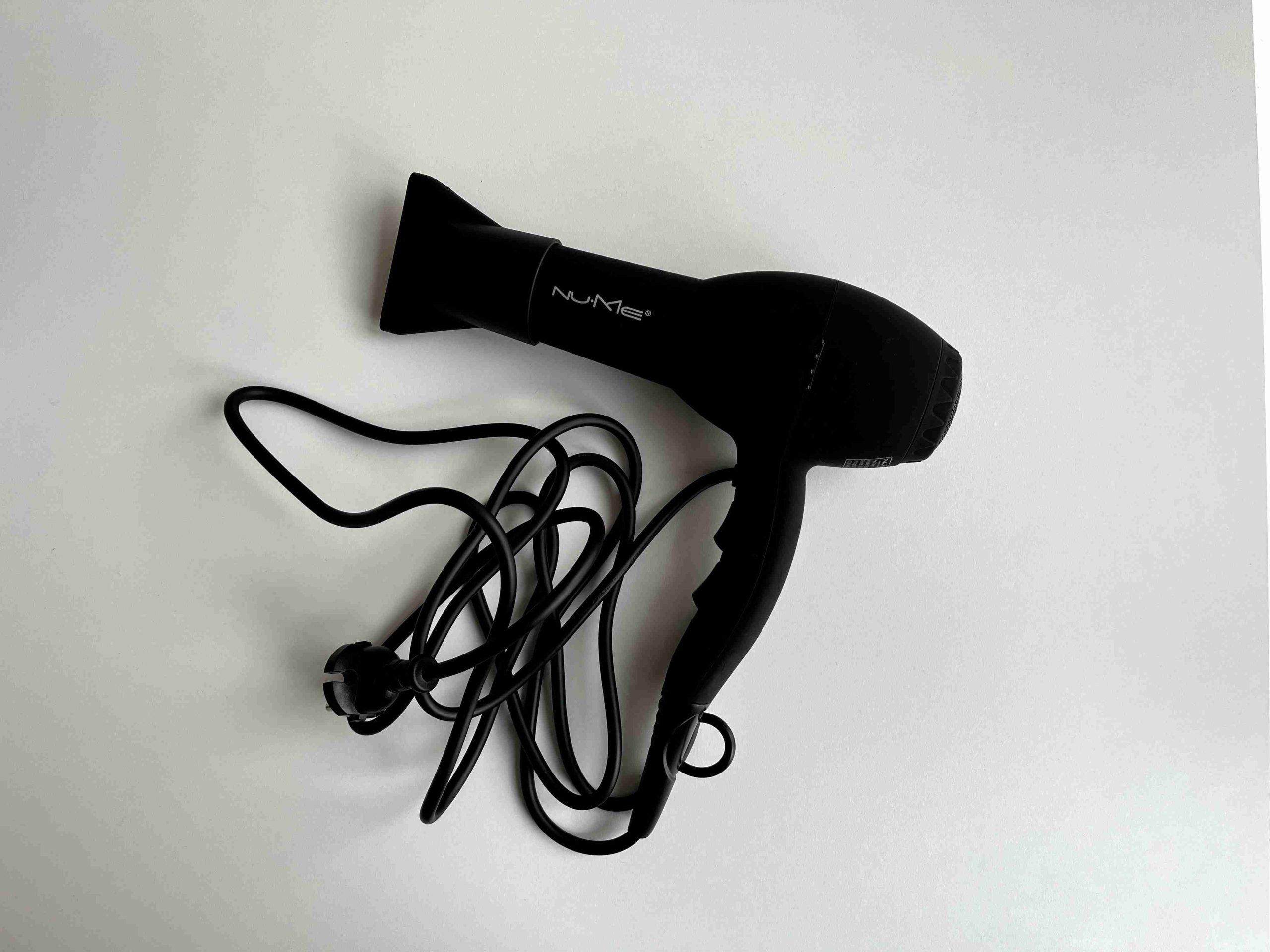 nume signature hair dryer
